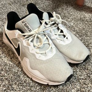 Nike Size 10 Men’s